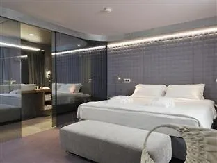 Vander Urbani - A Member Of Design Ljubljana