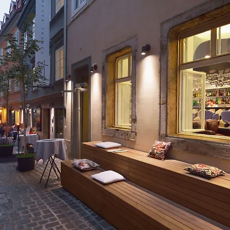 Vander Urbani - A Member Of Design Ljubljana