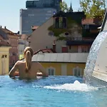 Vander Urbani - A Member Of Design