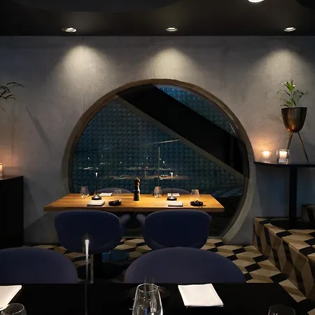 Vander Urbani - A Member Of Design 4*