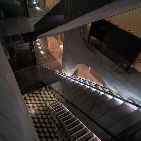 فندق Vander Urbani - A Member Of Design 4*