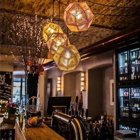 Vander Urbani - A Member Of Design Любляна