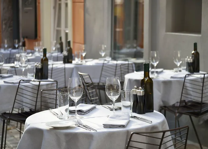 Vander Urbani - A Member Of Design Lublaň