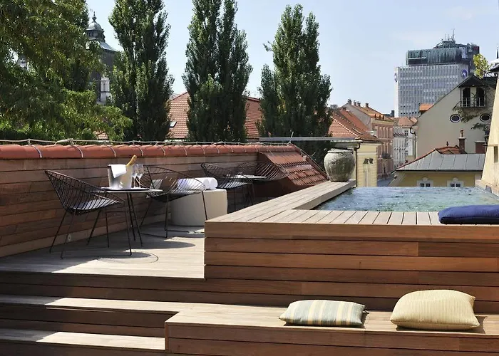 Vander Urbani - A Member Of Design 4*