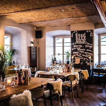 Vander Urbani - A Member Of Design Ljubljana