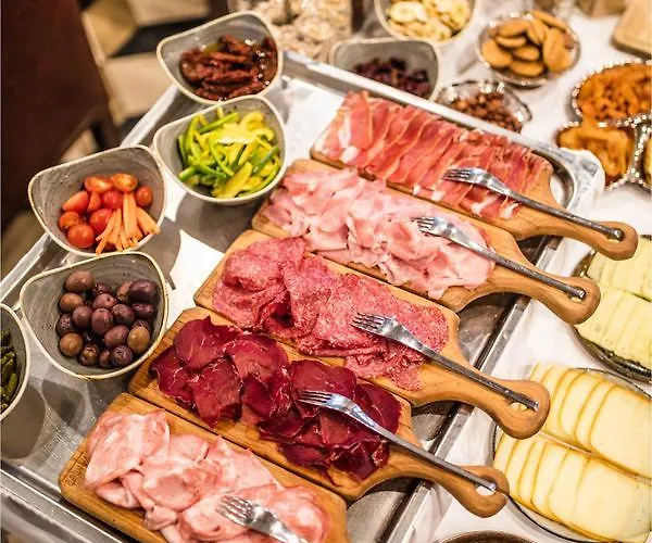 Vander Urbani - A Member Of Design Hotel 4*